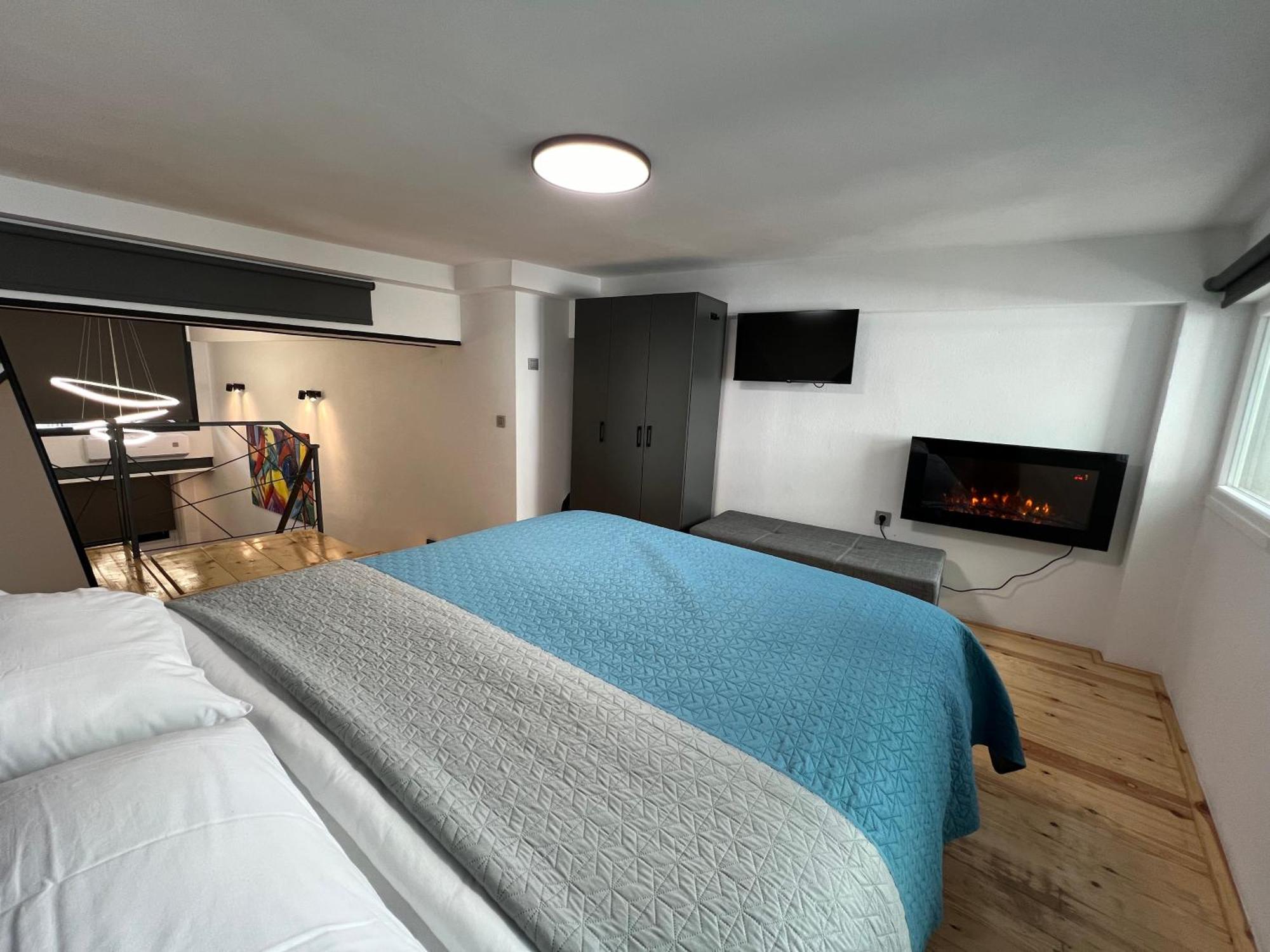 City Center Loft With Private Parking Kavála ภายนอก รูปภาพ