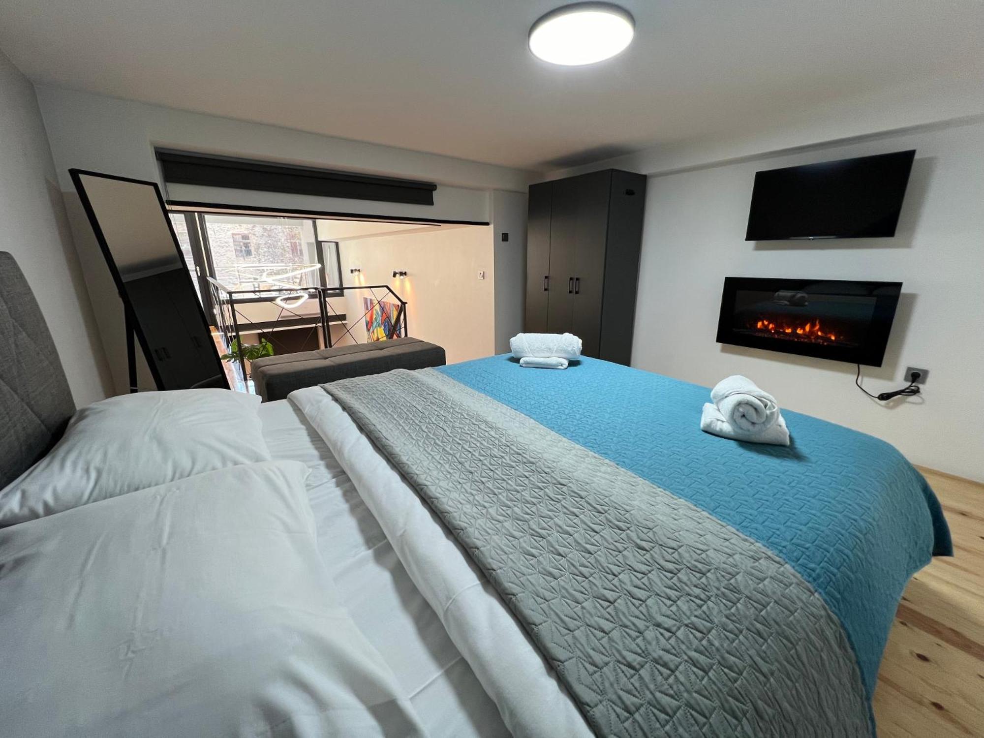 City Center Loft With Private Parking Kavála ภายนอก รูปภาพ