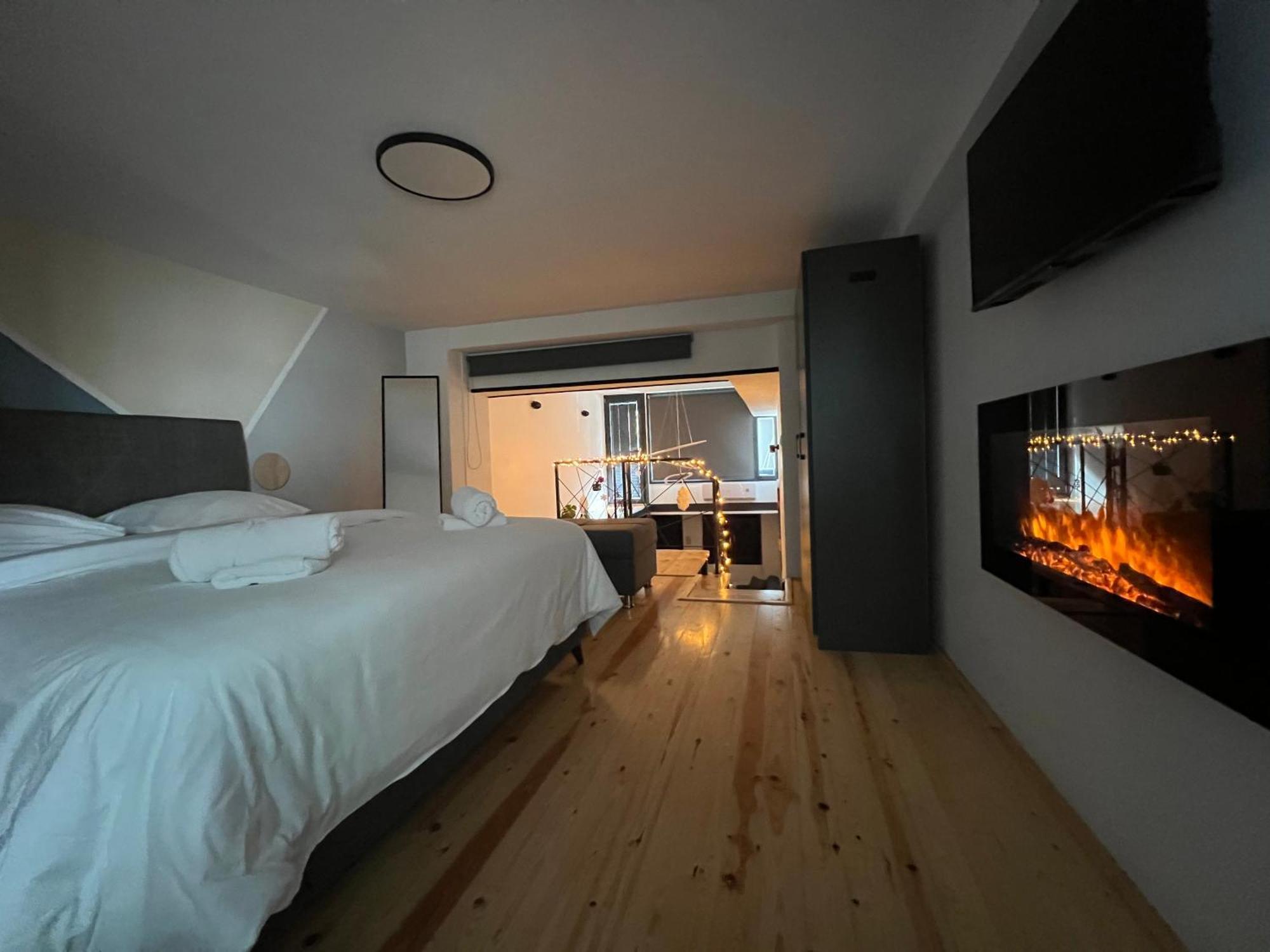 City Center Loft With Private Parking Kavála ภายนอก รูปภาพ